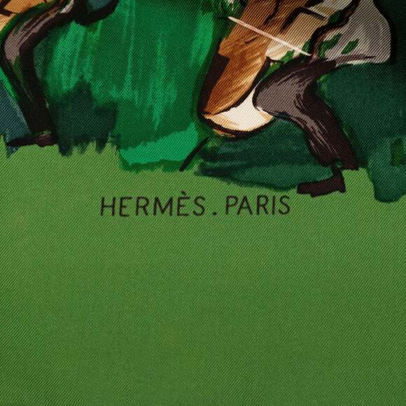HERMES Green Silk Scarf - Picture 6 of 9